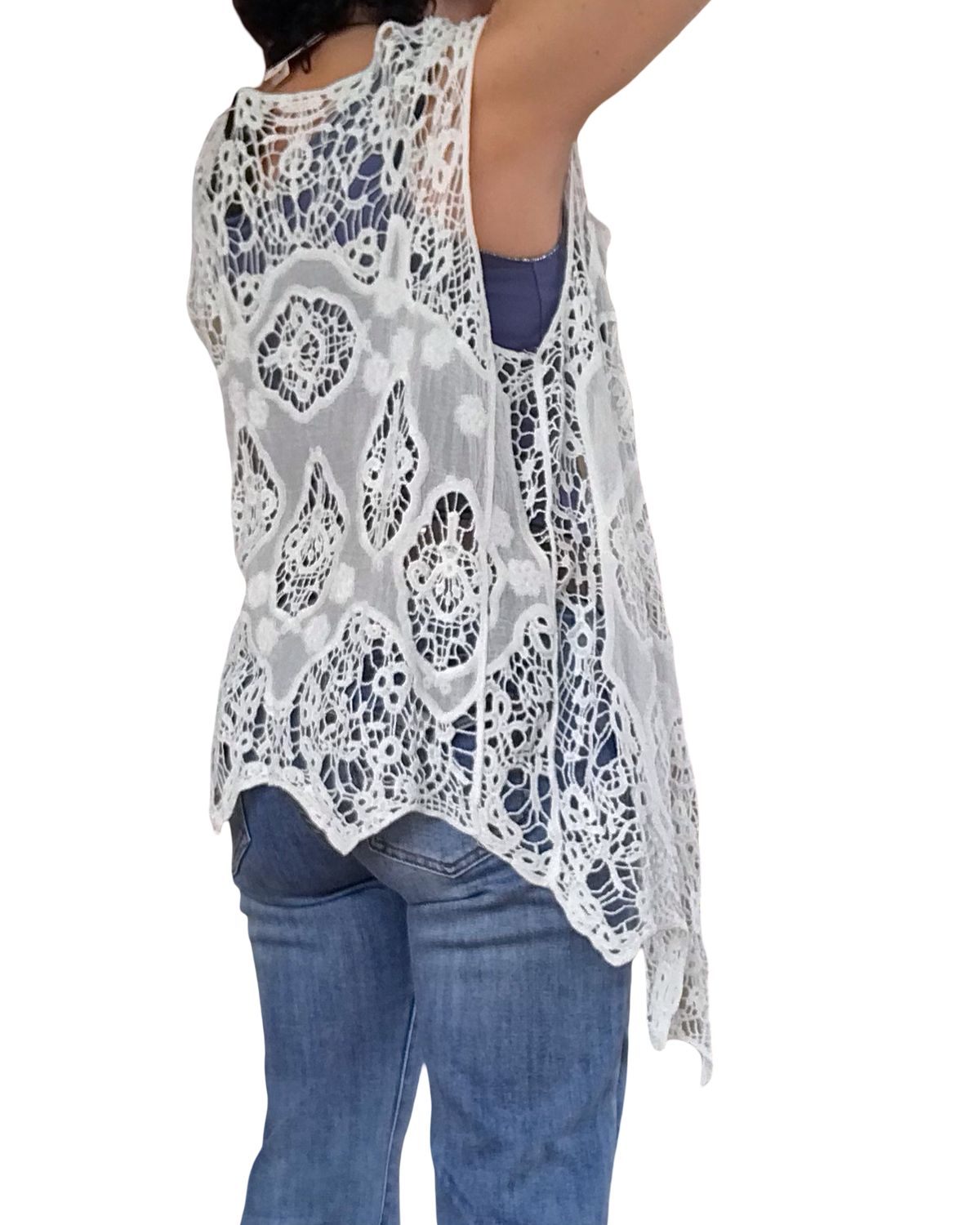 Veste sans manche en crochet blanc cassé asymétrique