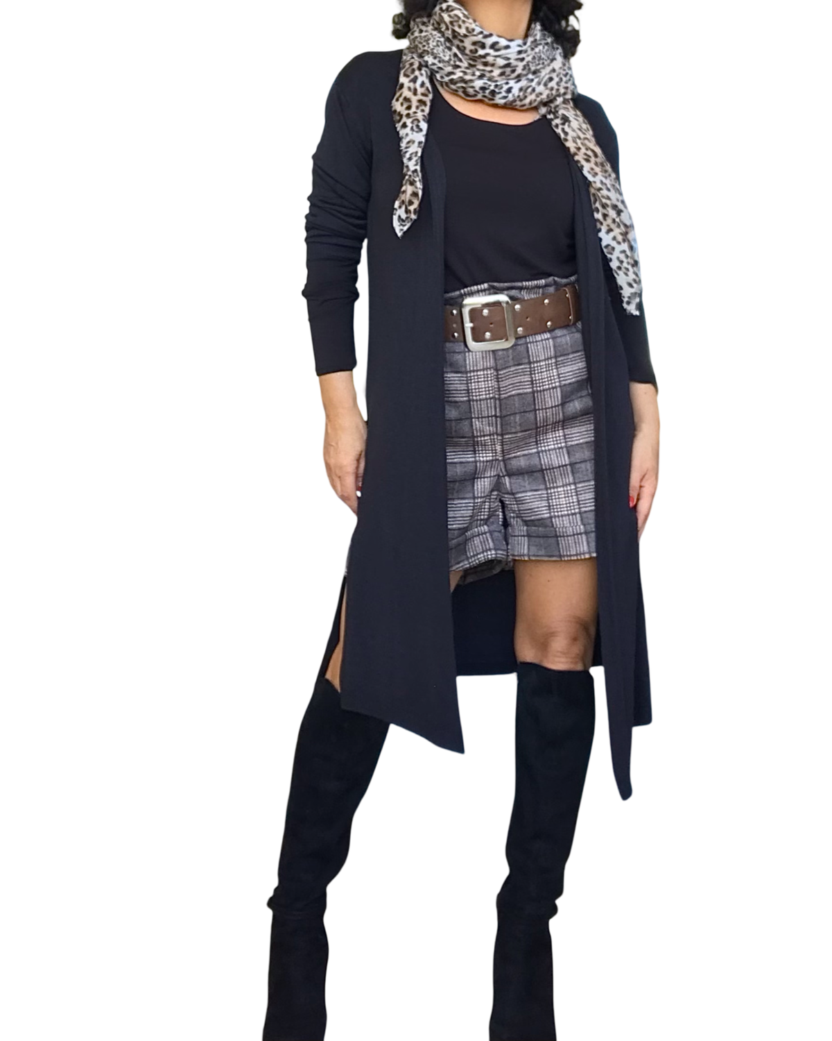 Short prince de galle en ultra suède noir et beige