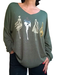 Chandail uni kaki col en V avec esquisse de 4 femmes devant