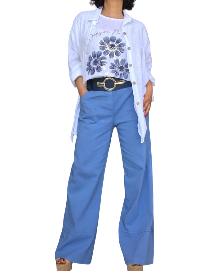 Blouse blanche manche courte avec 3 marguerites marines