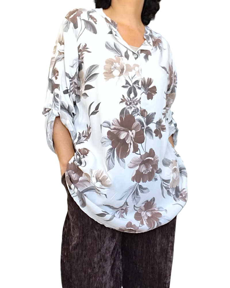 Blouse beige fleuri brun, moka et noir
