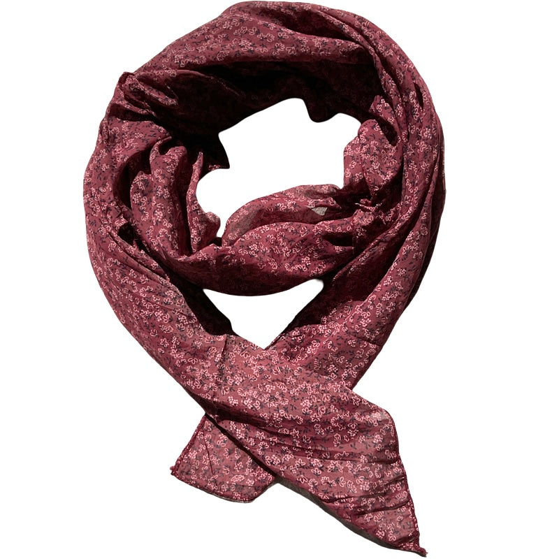 Foulard bourgogne petit fleuri rose pâle et marine 20% soie et 80% coton