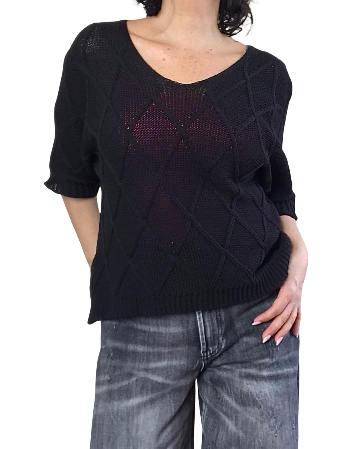 Chandail noir en crochet manche courte