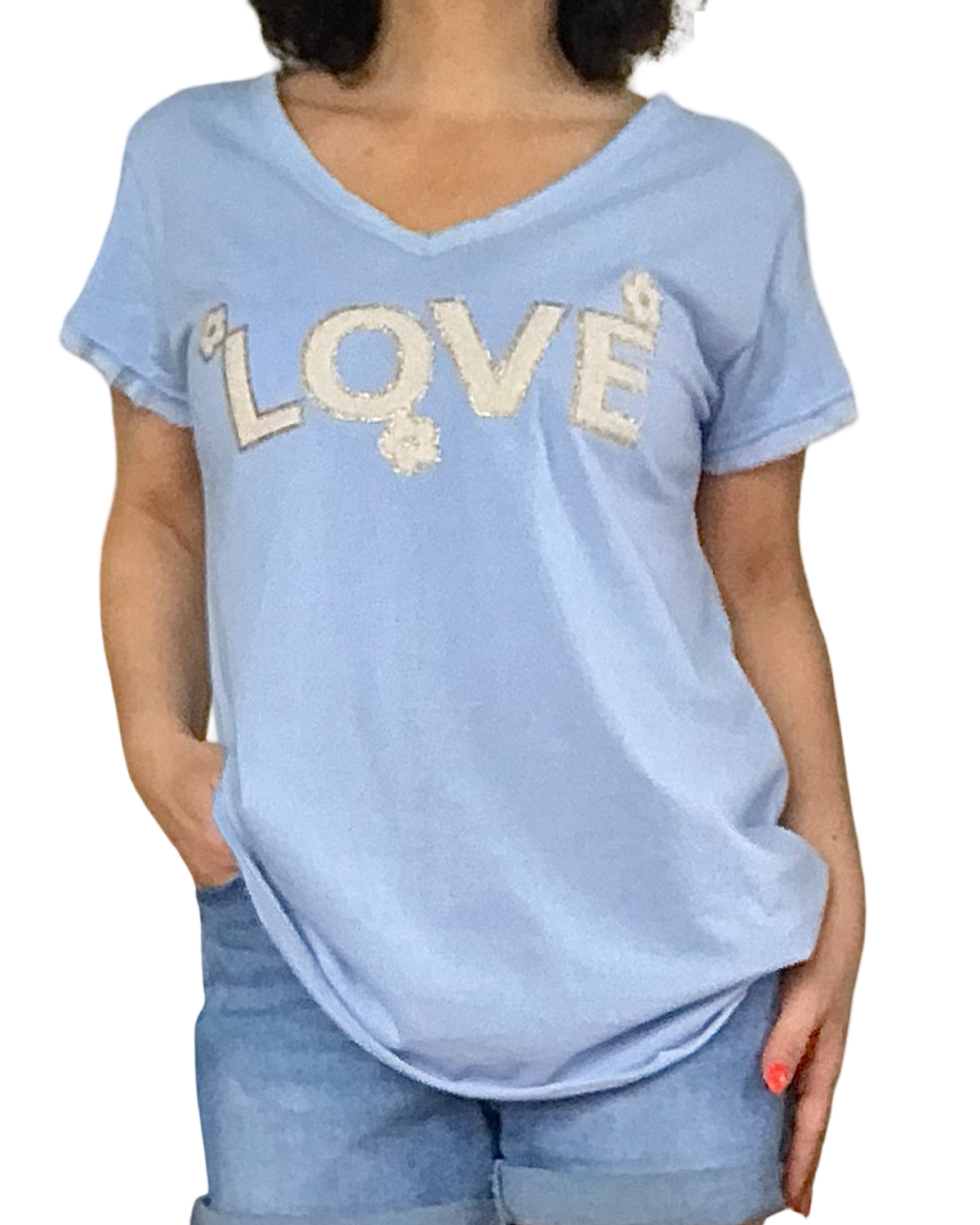 T-shirt bleu ciel  « LOVE » col en V