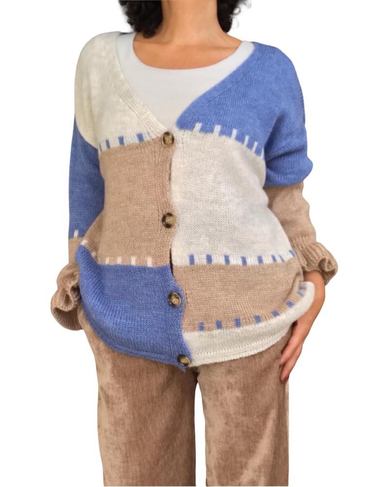 Cardigan à boutons patch work avec frisons au bas des manches