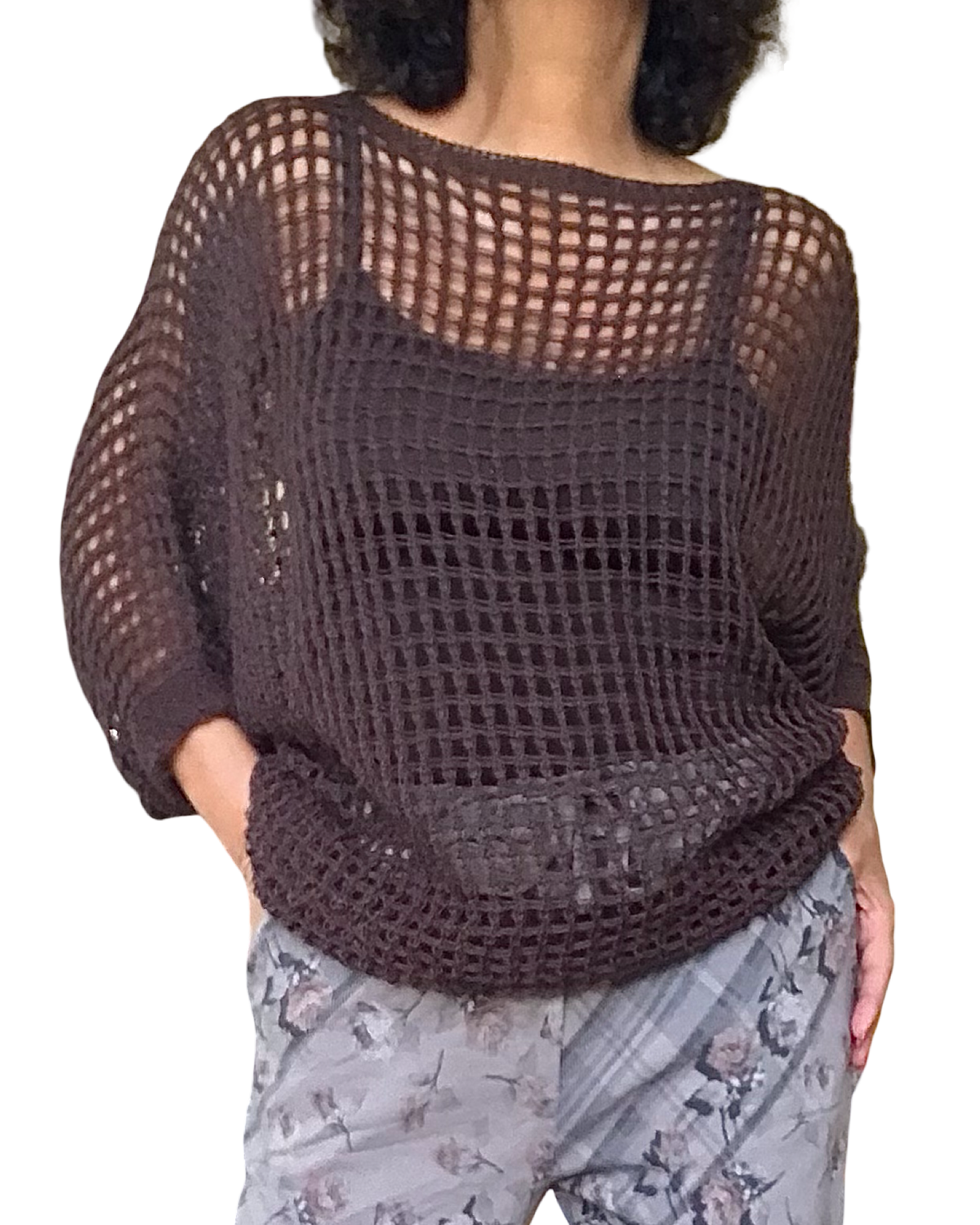Chandail en crochet brun chocolat en grandes mailles