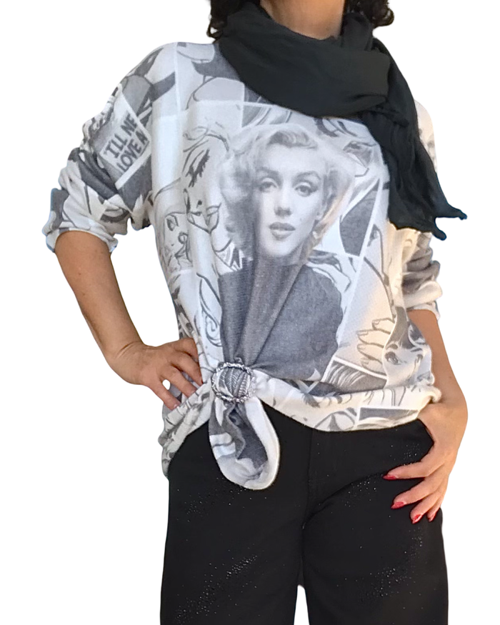 Chandail en tricot uni blanc cassé et noir avec dessin Marilyn Monroe