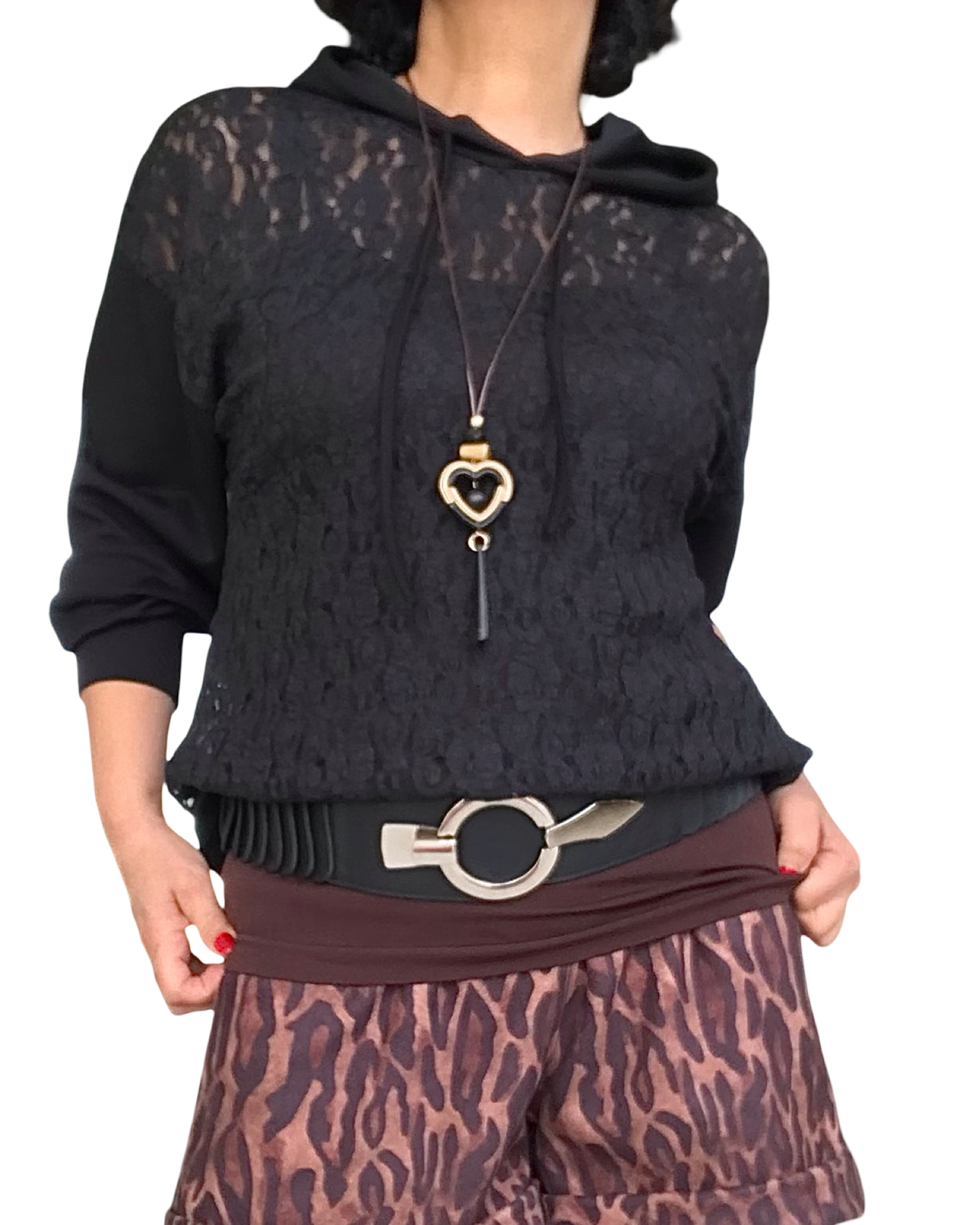 Chandail noir en dentelle à capuchon