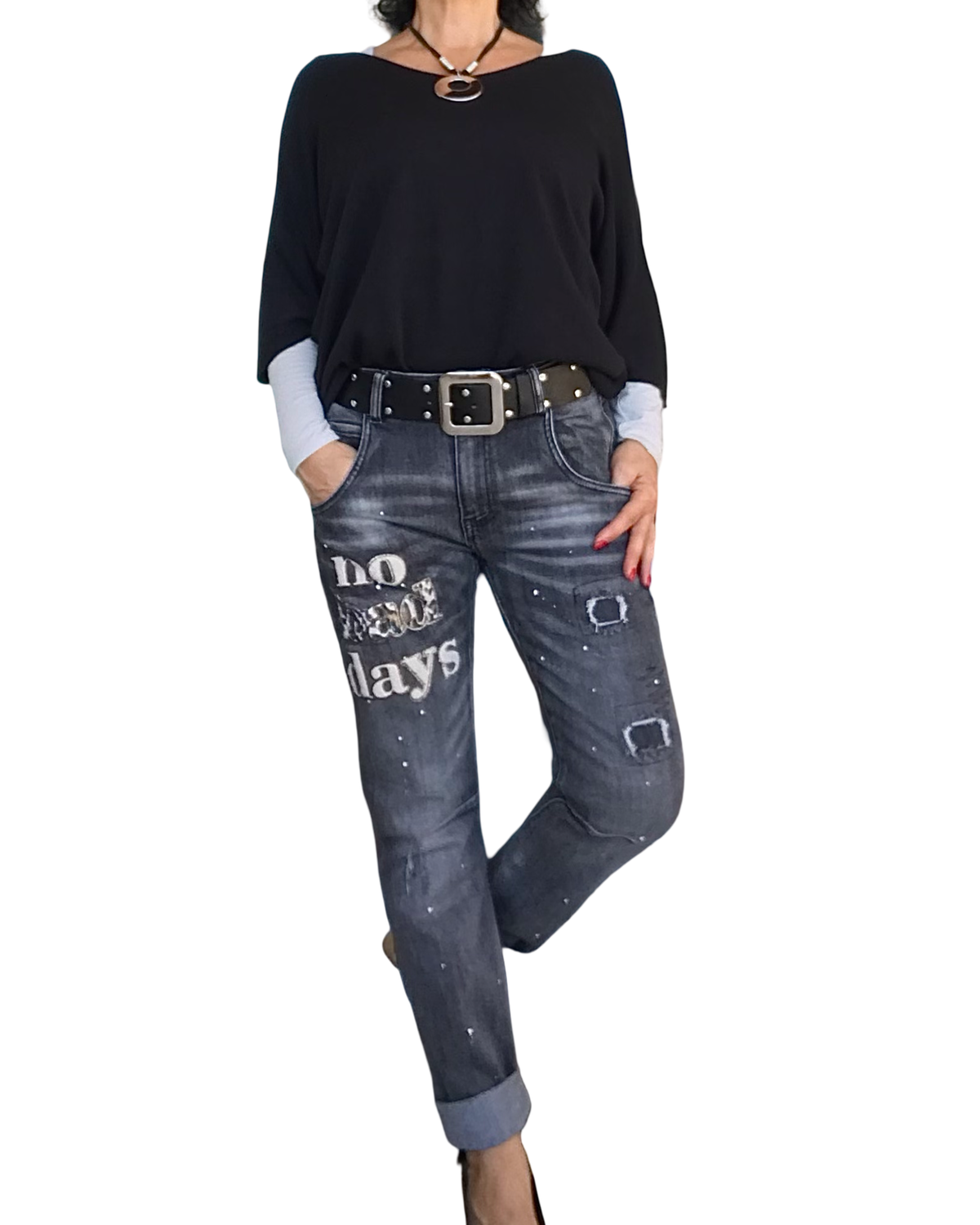 Chandail uni noir, col en V manche 3/4