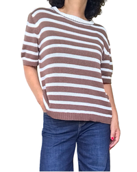 Chandail de tricot rayé brun et crème, col rond manche courte