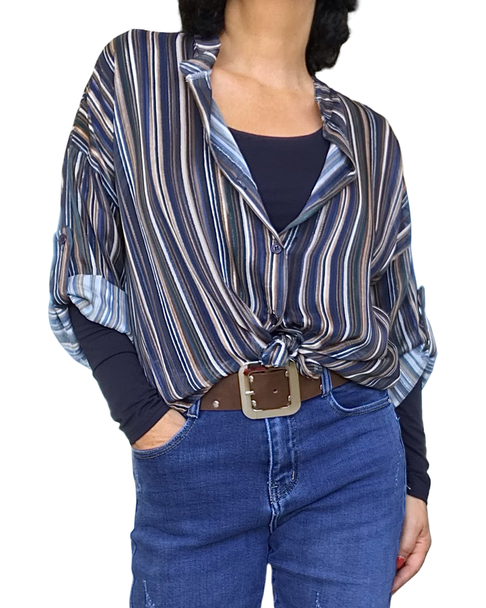 Chemise marine à rayures verticales, manche 3/4 en voile