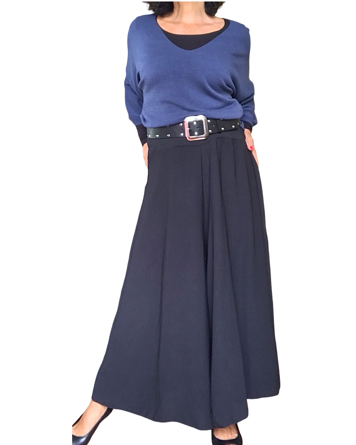 Chandail uni marine, col en V manche 3/4