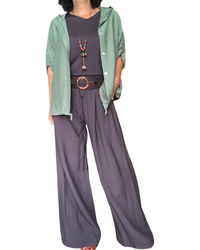 Chemise vert olive manche 3/4 avec capuchon et cordon au bas