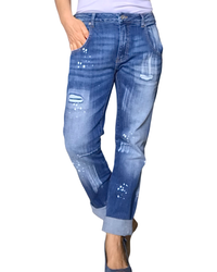 Jeans boyfriend bleu moyen délavé déconstruit avec des gouttes blanches dispersées