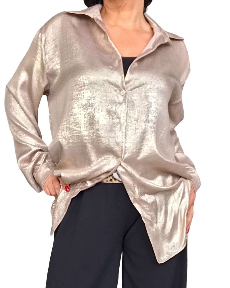 Chemise dorée en satin à manche longue