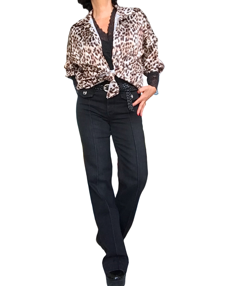 Chemise en satin léopard à manche longue