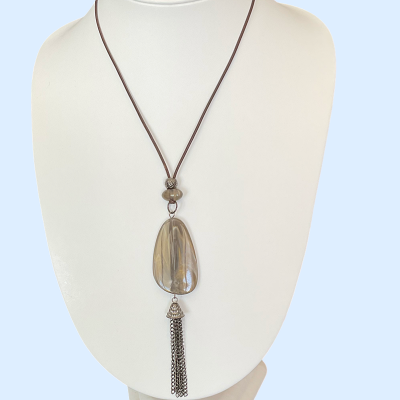 Bijoux | Collier avec pendentif marbré moka