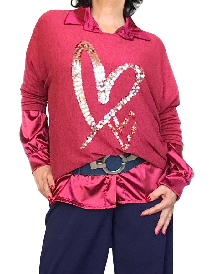 Chandail en tricot léger rouge avec cœur en paillettes argent et rouge(Livraison 27 novembre)