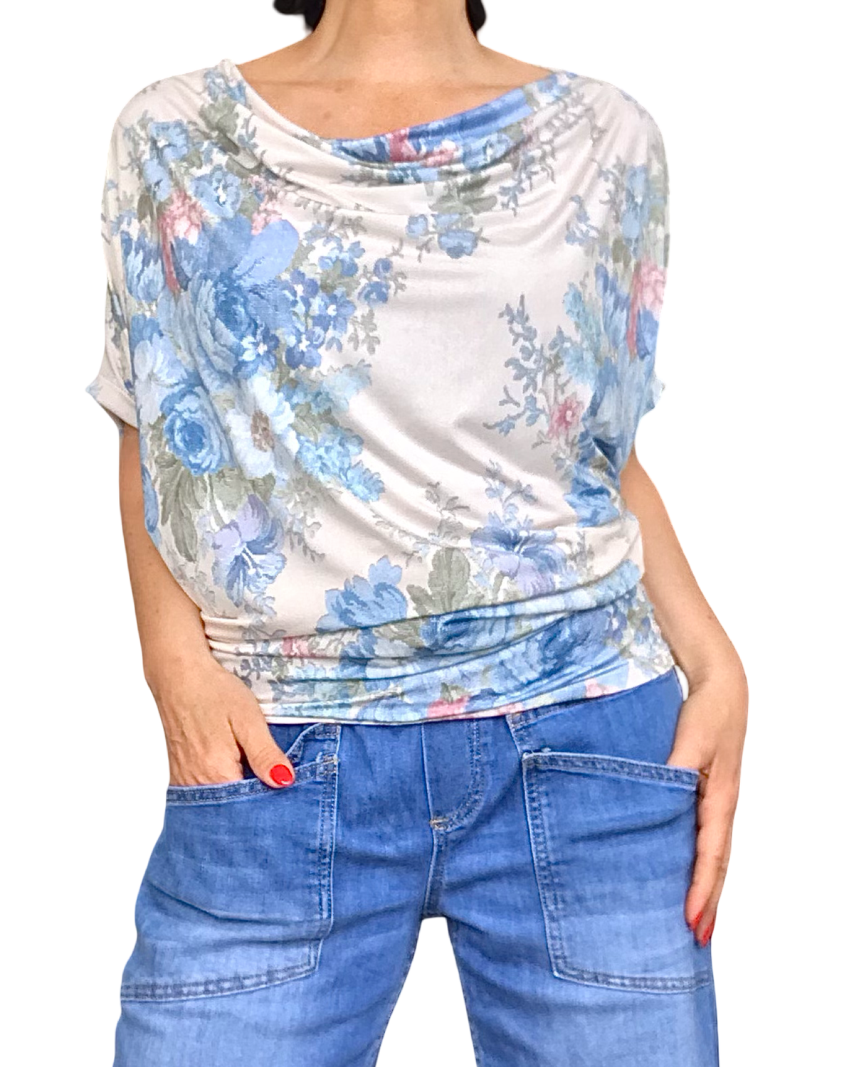 T-shirt fleuri bleu ciel col baveu, plissé sur les côtés