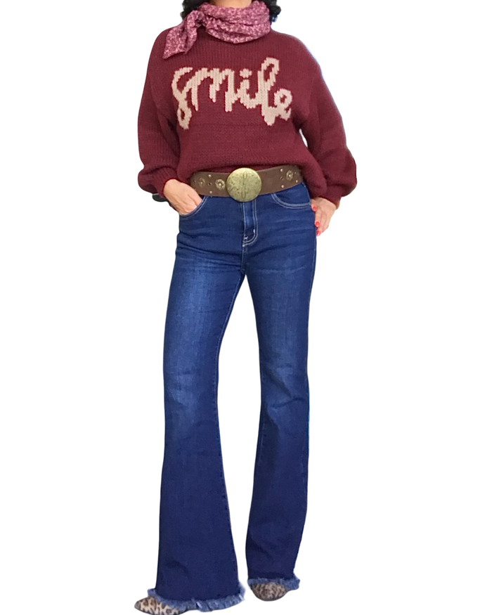 Chandail uni en gros tricot rouge vin « SMILE »