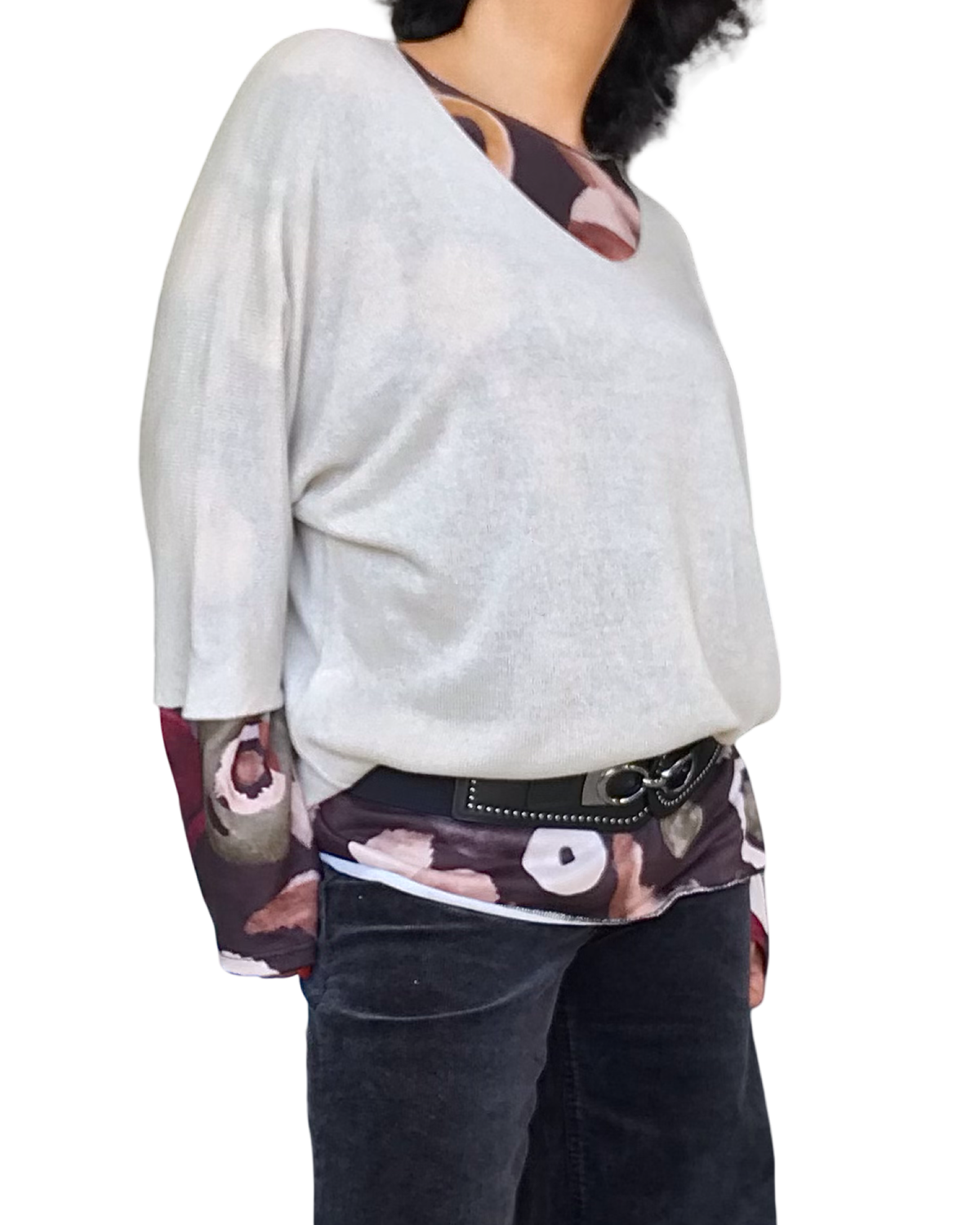 Chandail uni beige, col en V manche 3/4