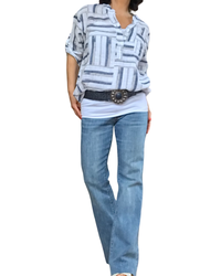Blouse manche courte, rayures horizontales et verticales blanc, marine, gris pâle