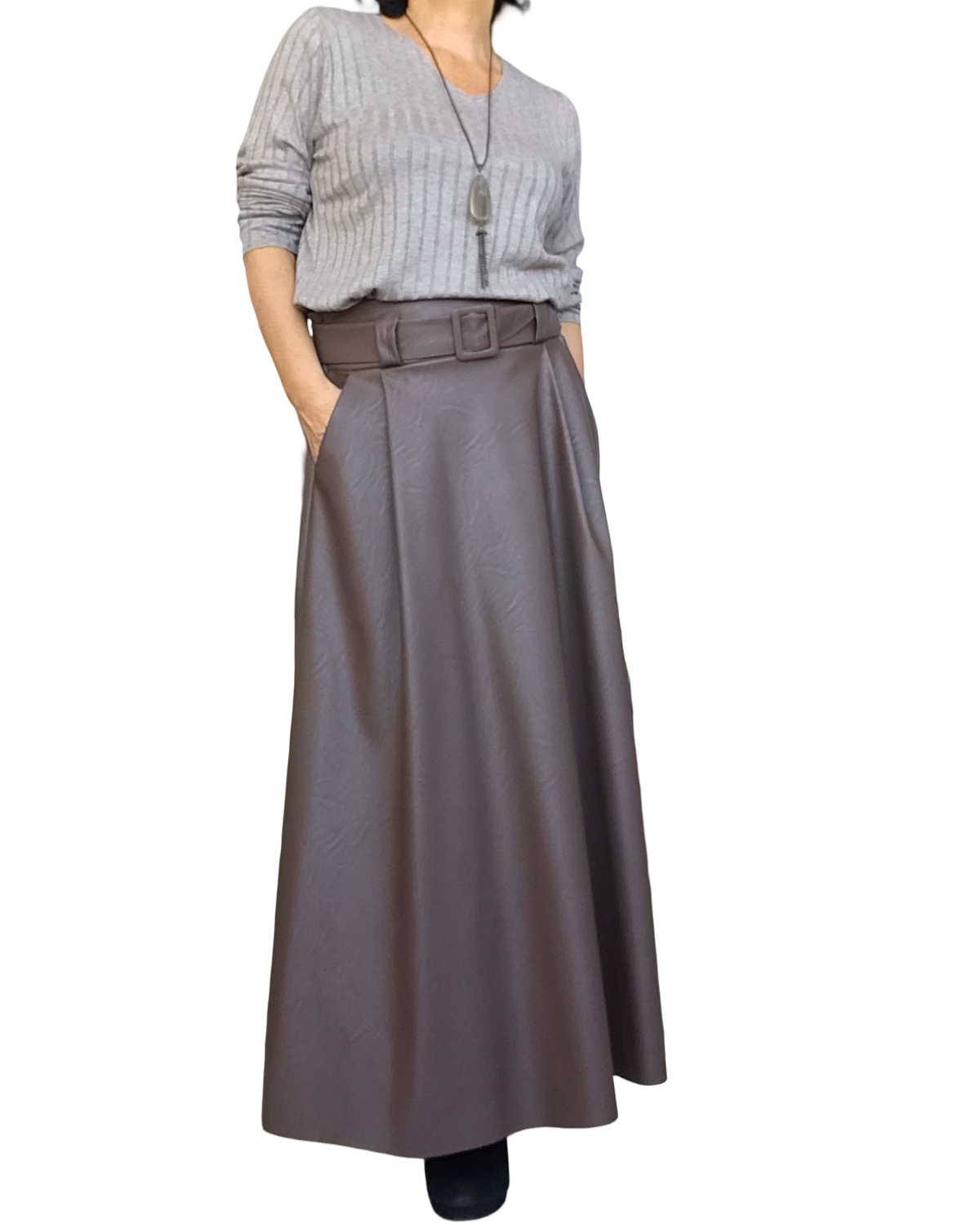Jupe longue brune cuir vegan, coupe ligne A